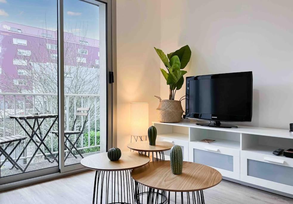 L'Escapade - Centre Ville - Parking - Balcon 렌 외부 사진